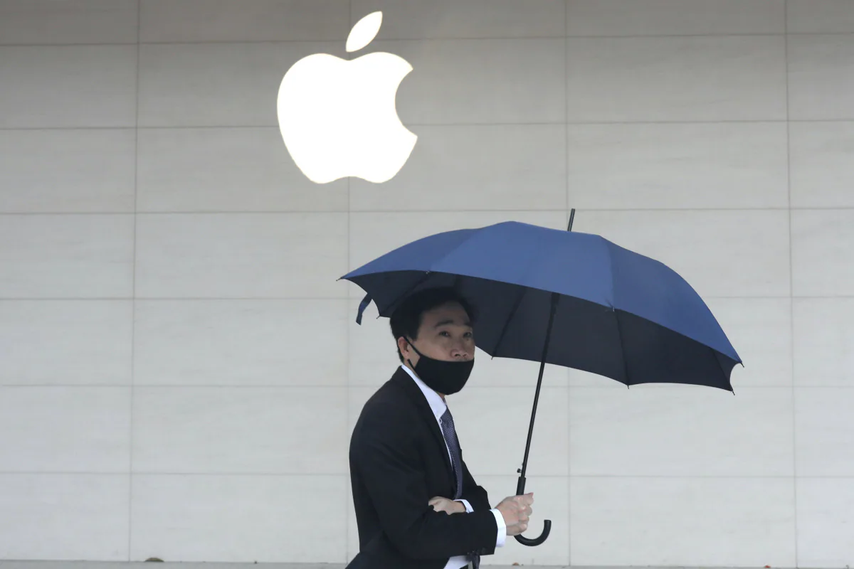 Apple Puts Taiwanese Supplier Pegatron on Probation Over Student Workers