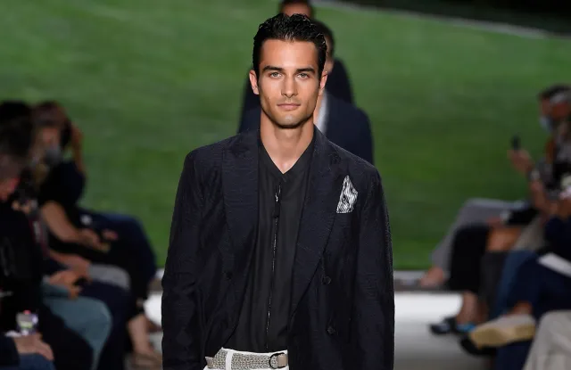 Giorgio Armani Men’s Spring 2022