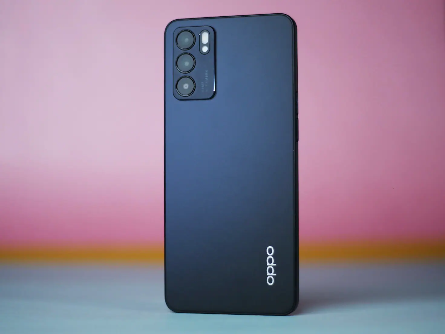 OPPO Reno6 5G Is Packed With Features Perfect for You to Become the Next Big Social Media Star