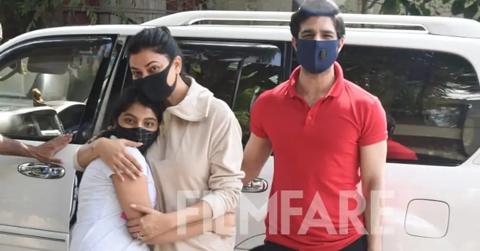 Sushmita Sen snapped in the city with boyfriend, Rohman Shawl
