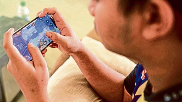 Mobile gaming firms eye e-sports arena