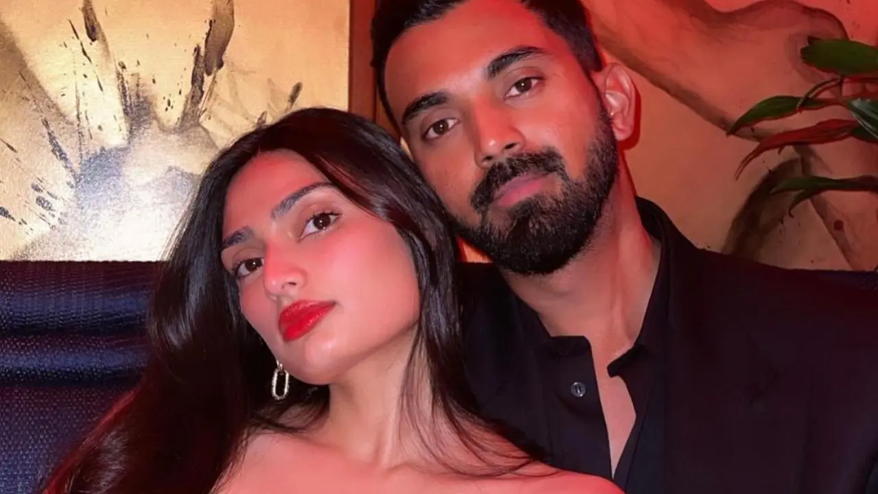 Athiya Shetty KL Rahul wedding: Couple dances on Mujhse Shaadi Karogi on sangeet