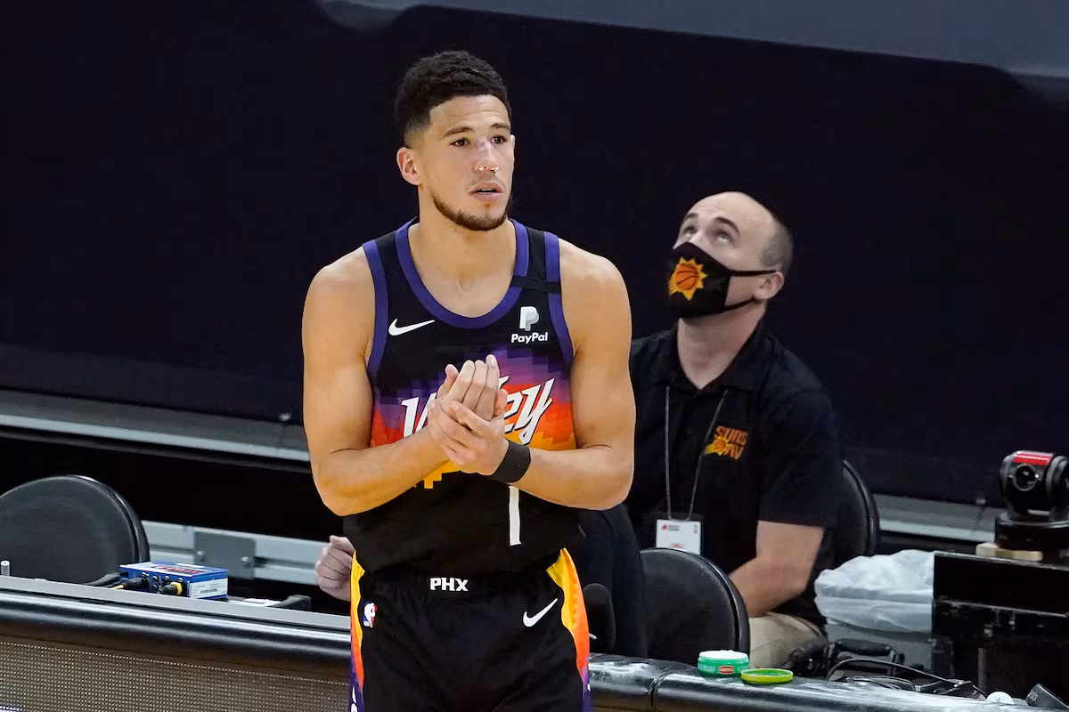 Devin Booker Says Nose Injury Is 'Fine' Despite Struggles in Suns' Game 3 Loss