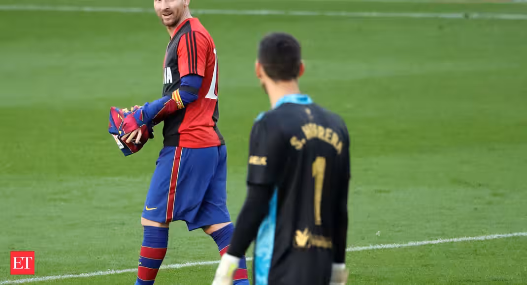 Lionel Messi fined 600 euros for tribute to Maradona