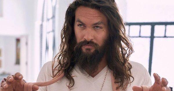Jason Momoa STRUGGLES to perform yoga: I can't bend over anymore, my hamstrings are so tight, it's pathetic | 