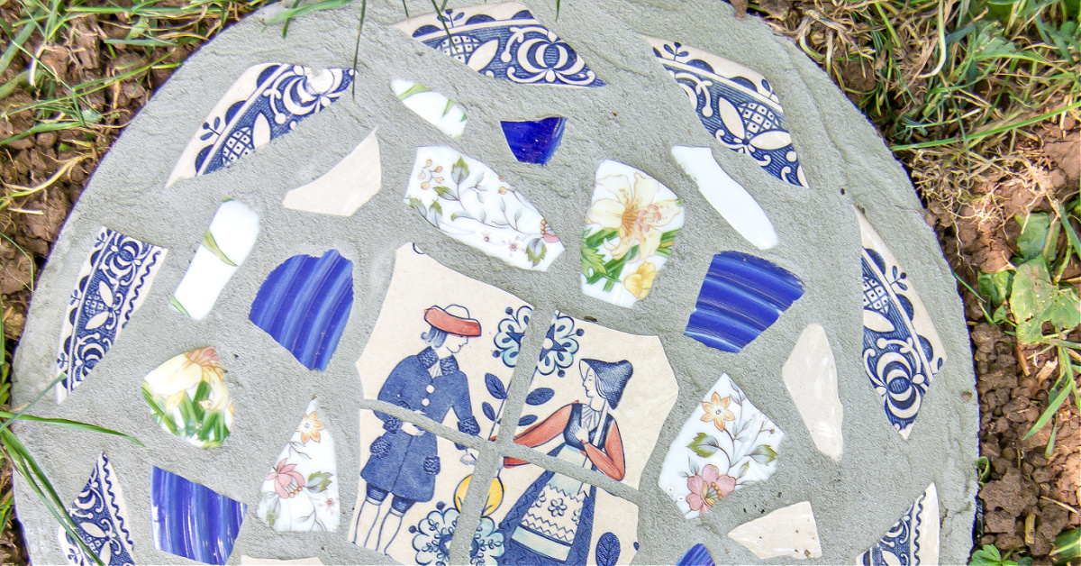 Concrete Stepping Stone DIY For Your Garden • Kids Activities Blog