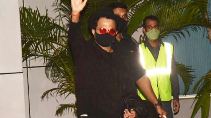 Anil Kapoor returns to Mumbai as other Jug Jug Jeeyo actors test COVID positive