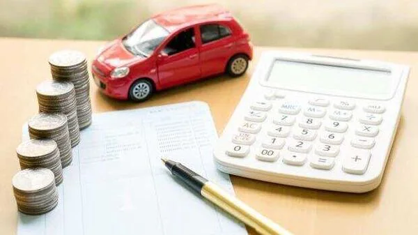Fixed vs reducing interest rates: Which to opt to fund your car loan?
