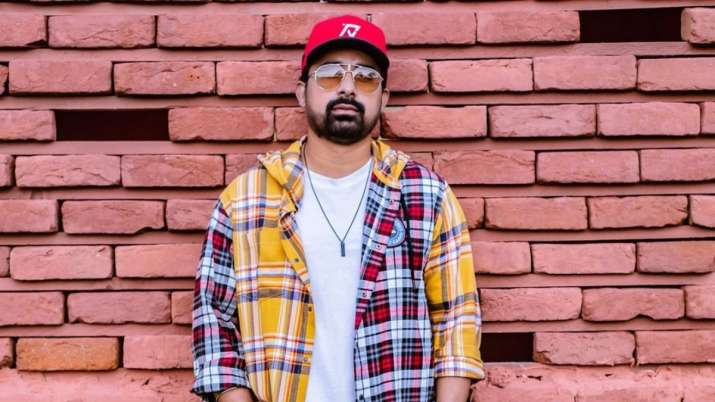 Rannvijay Singha plays a 'cool and snarky' professor in upcoming series