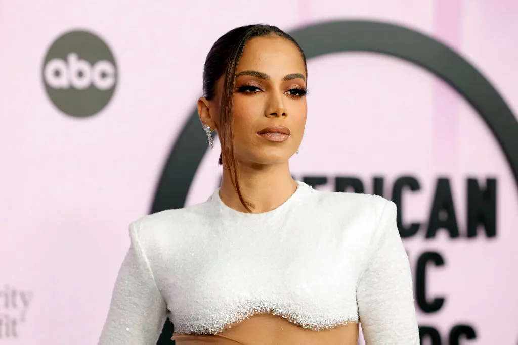 Eight Standout Fashion Moments From American Music Awards 2022 Red Carpet