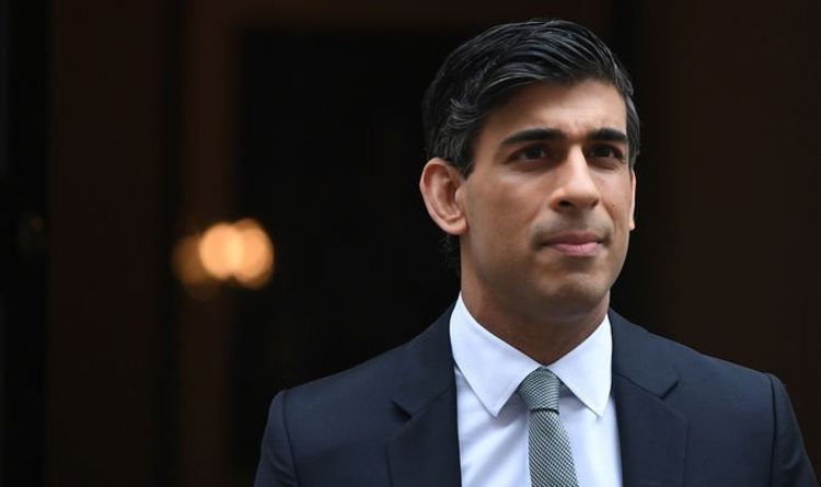 State pension: Rishi Sunak could launch 'ill-advised' change to triple lock