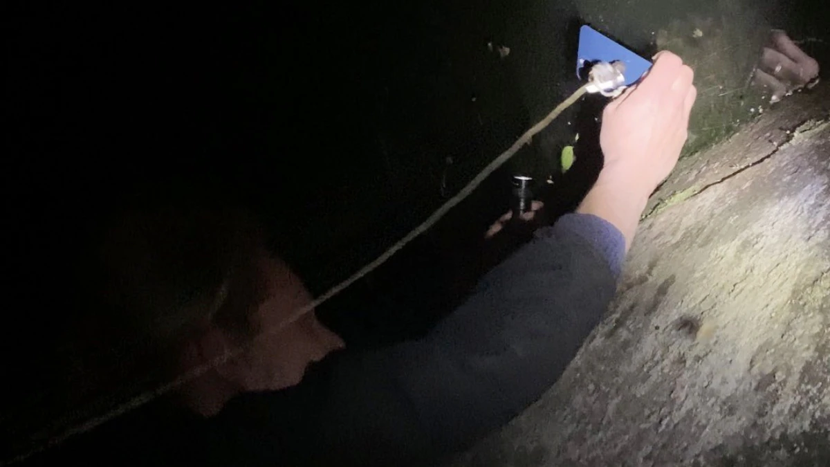 iPhone 12 Pro’s MagSafe Helps Man Recover Phone After Dropping in Water