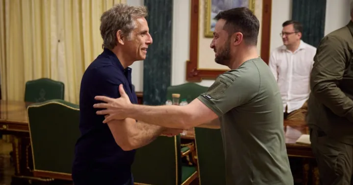 Ben Stiller meets Zelenskyy in Kyiv, tells president ‘You’re my hero’ - National | Globalnews.ca