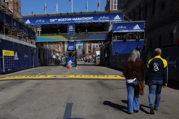 Boston Marathon Live Updates: Race Returns to Patriots’ Day