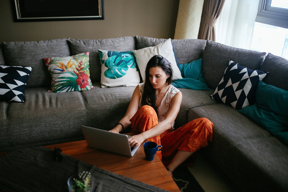 Emailing Your College Professor: Do's and Don'ts