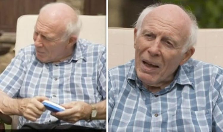 Parkinson's disease: Mike Tindall's dad on how symptoms appeared 'I tried to ignore it'