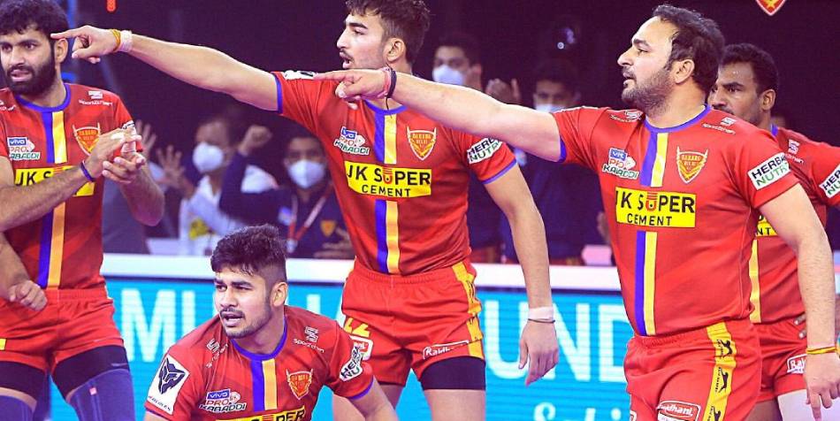 PKL 2021: Naveen Express does the star turn for Dabang Delhi