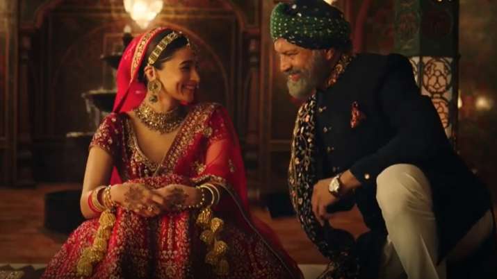 Alia Bhatt's on-screen father Bijay Anand comes out in support of her amidst 'Kanya Maan' controversy