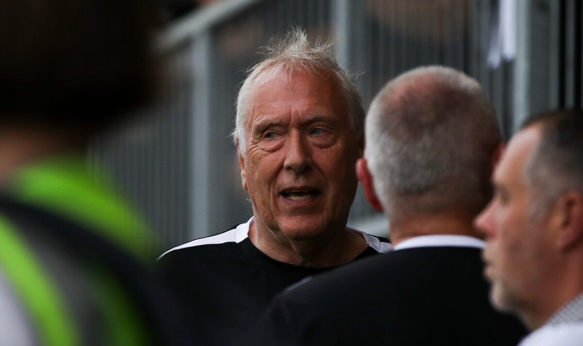 Martin Tyler apologises and clarifies 'Hillsborough' and 'hooliganism' comment on BBC