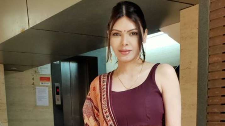 VIDEO: Sherlyn Chopra requests Shilpa Shetty to accept her mistake, show sympathy to female victims