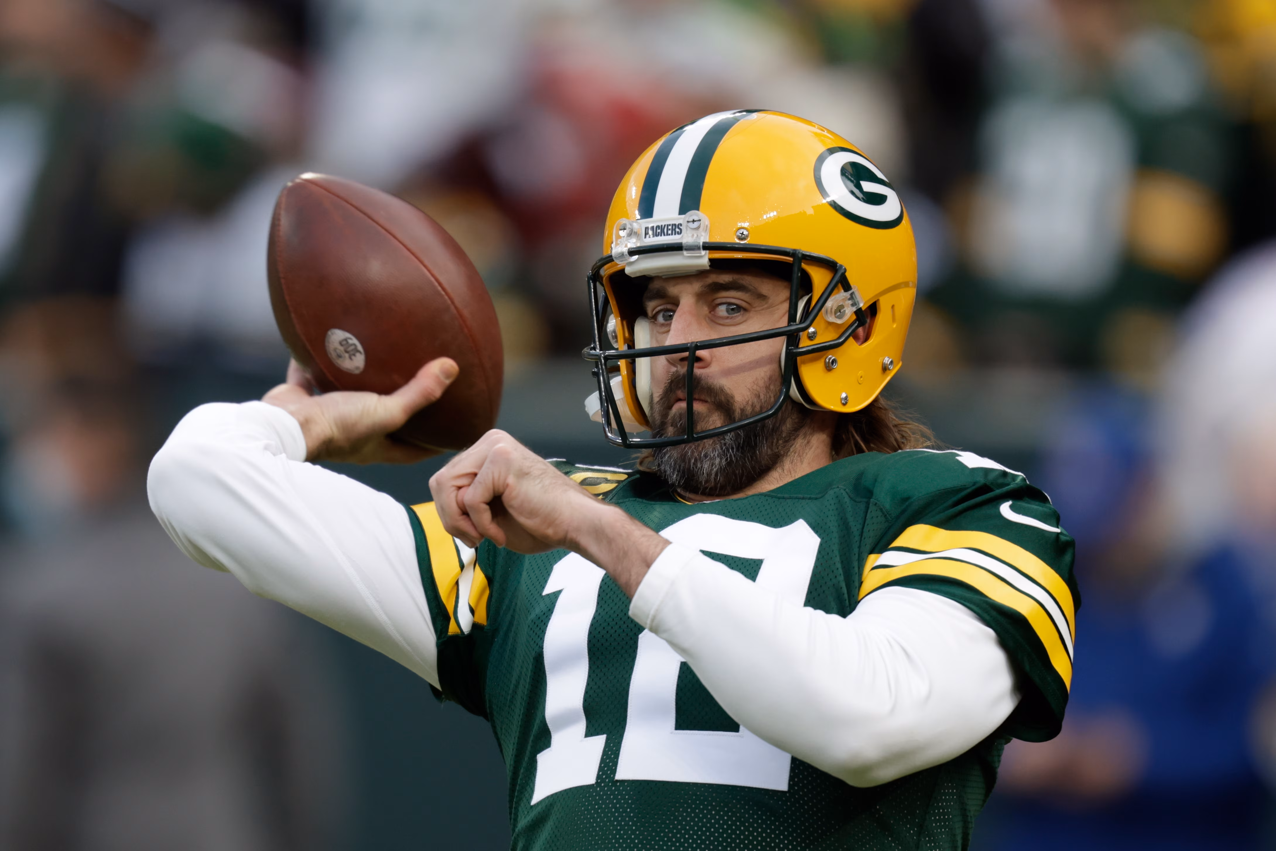 Aaron Rodgers, Packers Edge Browns on Christmas as Baker Mayfield Throws 4 INTs