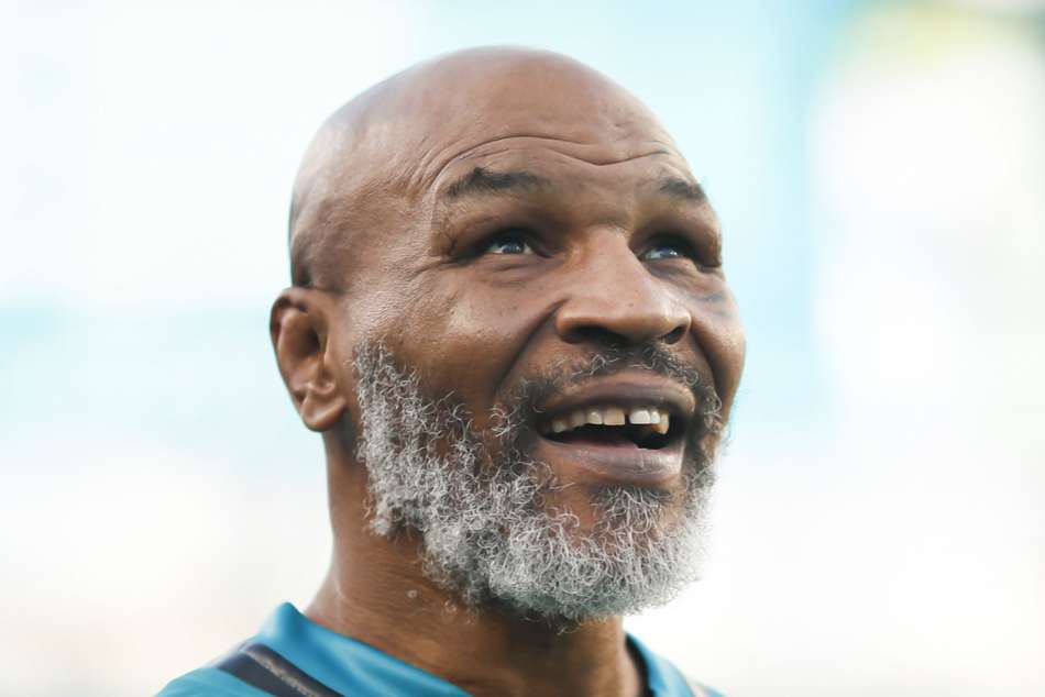 Tyson wants to fight again after Jones throwback ends in draw