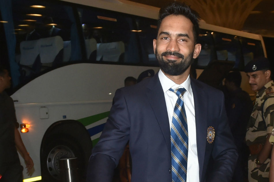 Dinesh Karthik controversy: Karthik apologises after sexist remark during commentary irks wife, mother and aud