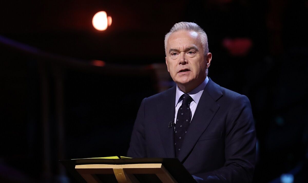 Huw Edwards hits out over bumper £450k salary: 'Noone complains when Lineker uses autocue'
