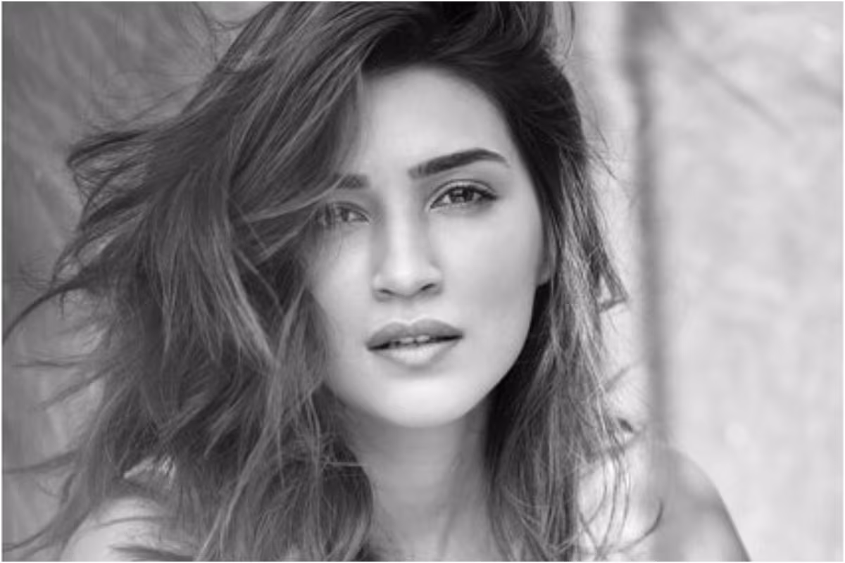Kriti Sanon Pens Beautiful Poetry with a Stunning Black and White Pic, See Here