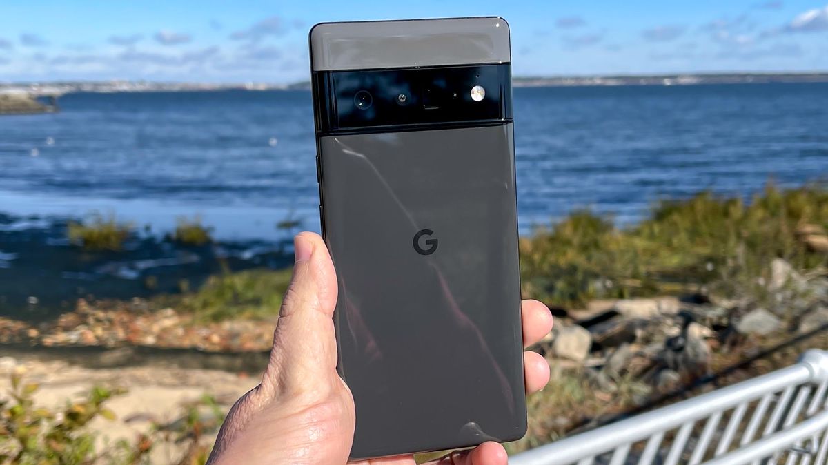 The Google Pixel 6 Pro could be Galaxy S22 Ultra’s worst nightmare