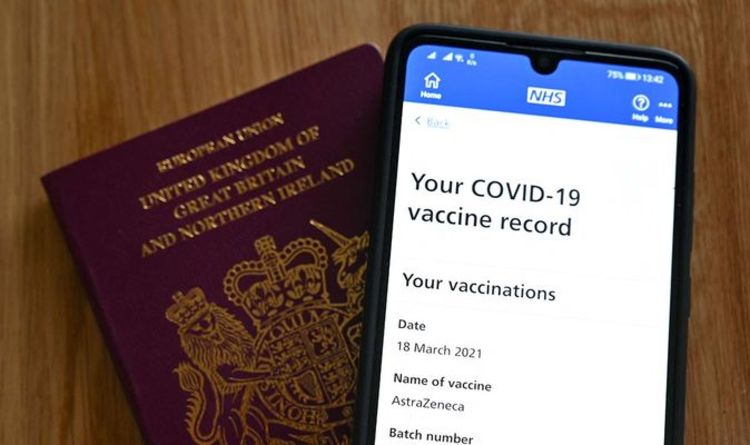 NHS Covid app goes down leaving travellers unable to prove vaccine status