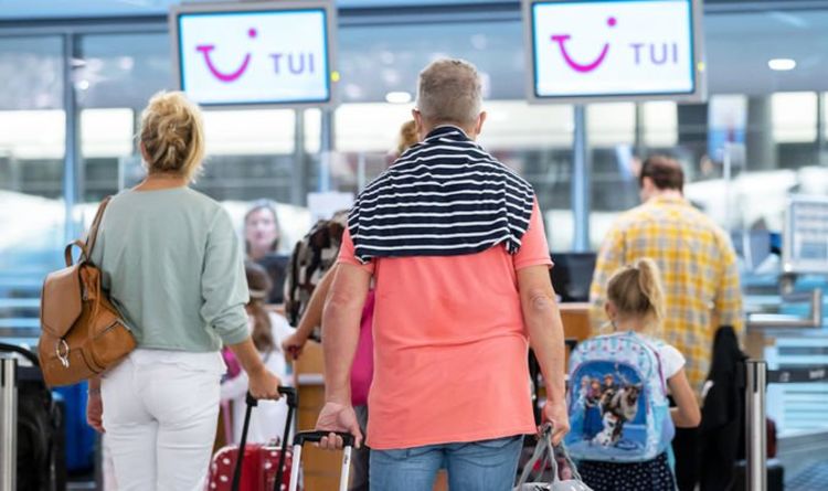 'It's going to happen': Brexit means six-hour wait for Britons arriving at amber countries