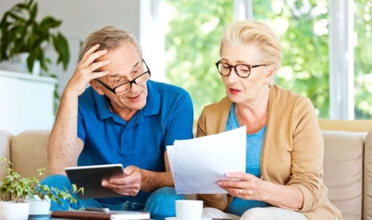 State Pension: Britons demand increase to £400 per week for all - 'the state should pay!'