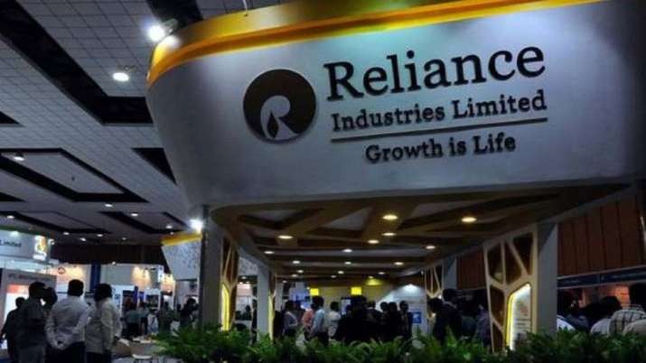 Reliance Industries Q2 net falls 15 per cent on weak oil business