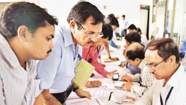 7th pay commission: Check salary hike of govt employees after DA restoration