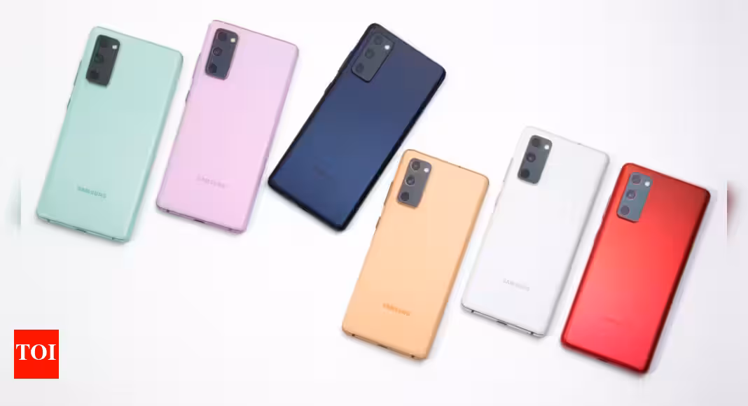 Here's how you can get Rs 5,000 discount on Samsung Galaxy S20 FE - Times of India