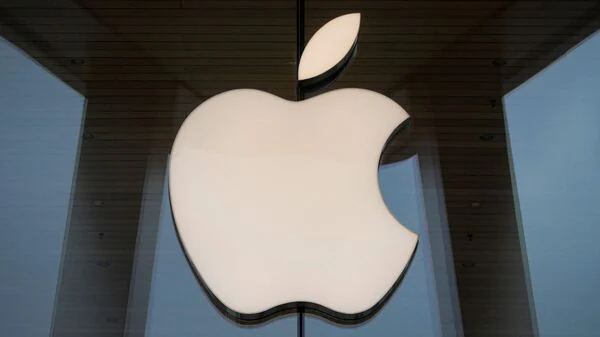 Apple will add additional payment options for dating apps in this country