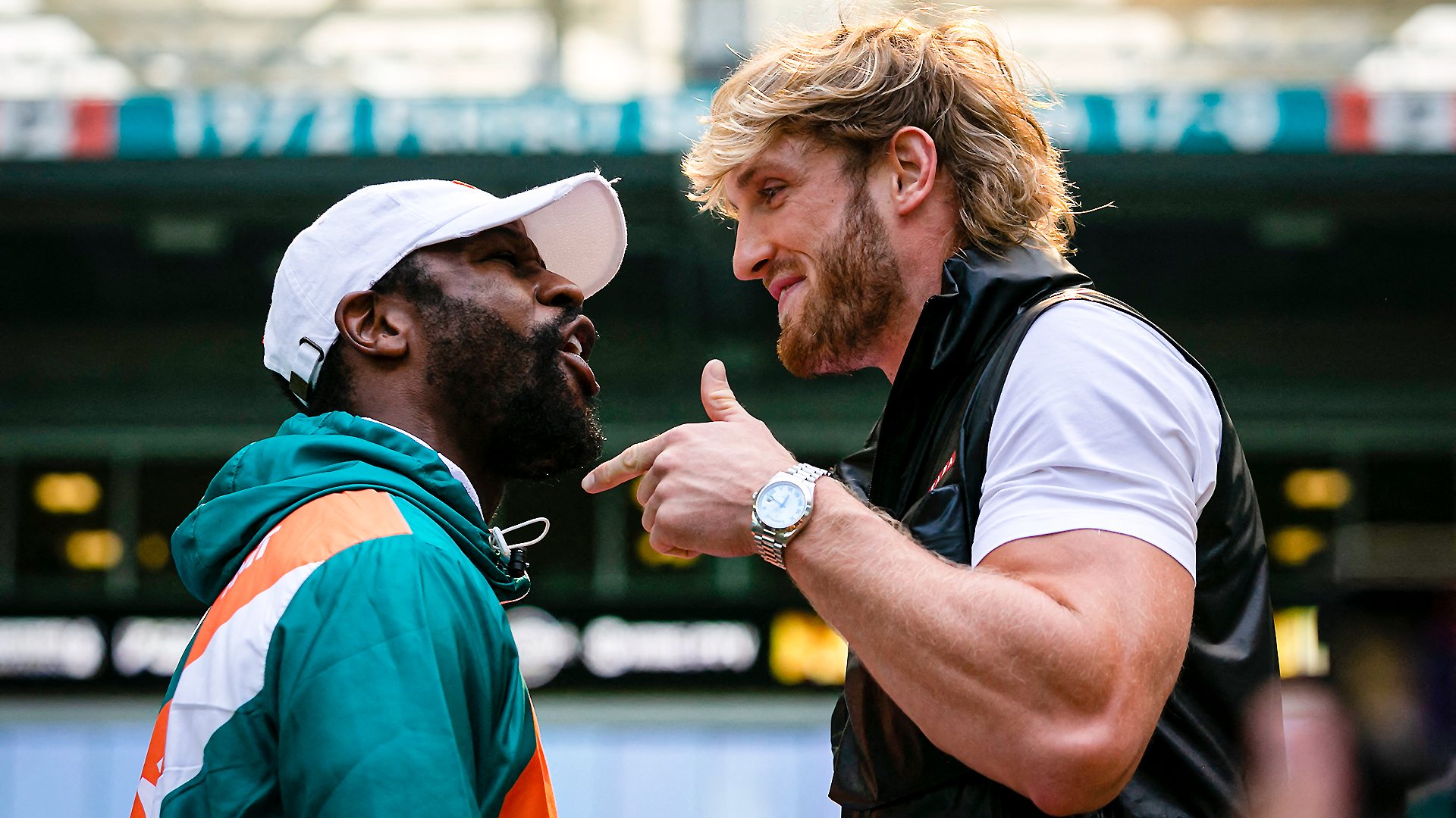 Did Floyd Mayweather actually knock out Logan Paul? Video shows wobbly Paul after punch lands