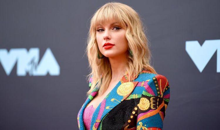 Taylor Swift 'teases 1989 (Taylor's Version) re-recording' to follow Fearless remake
