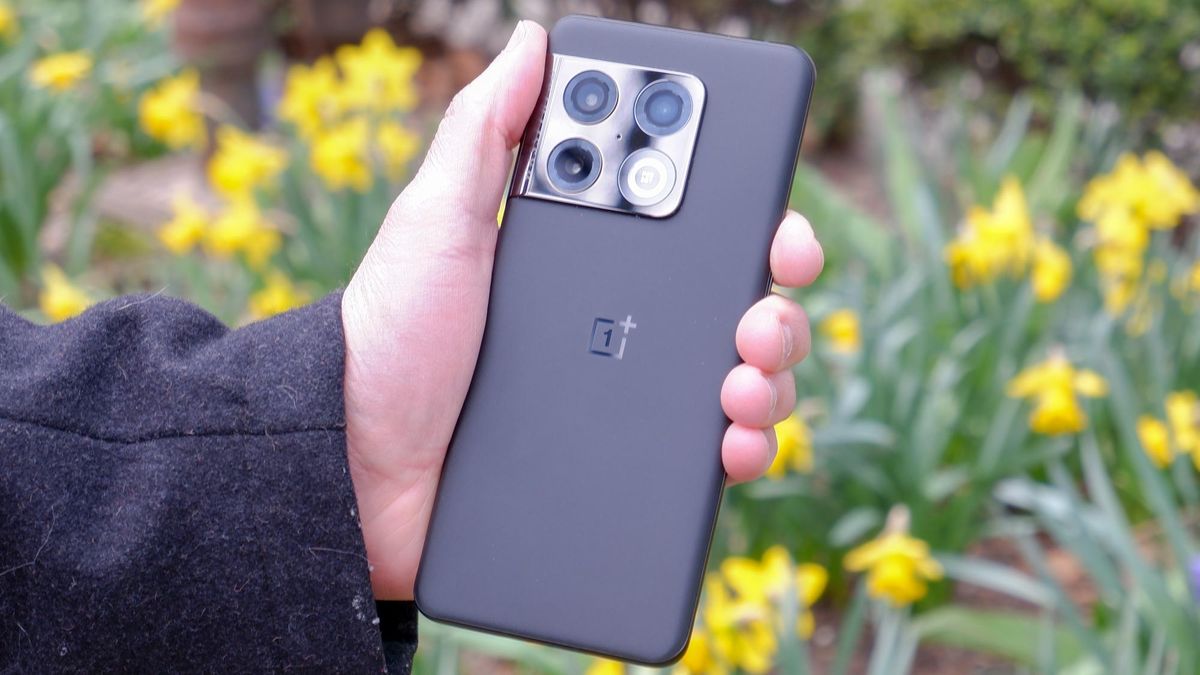 OnePlus 10 Pro review: The best Android phone for the money