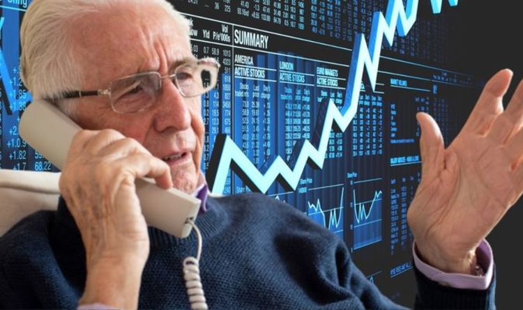 Lloyds Bank scam warning as pensioner nearly loses £80k - 'they’re after the money!'