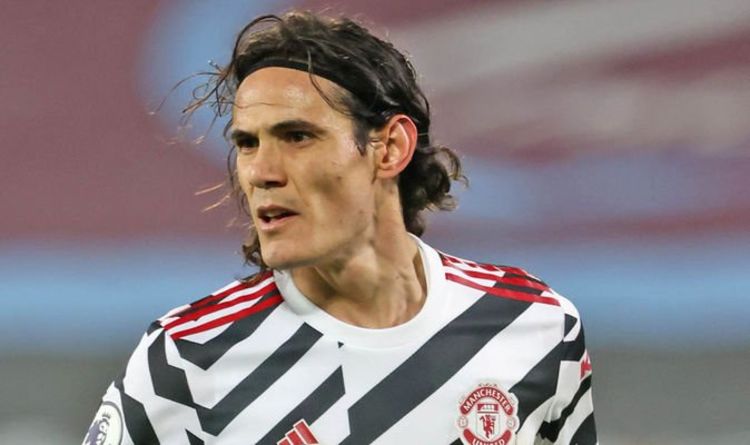 Manchester United battling to get Edinson Cavani out of FA ban