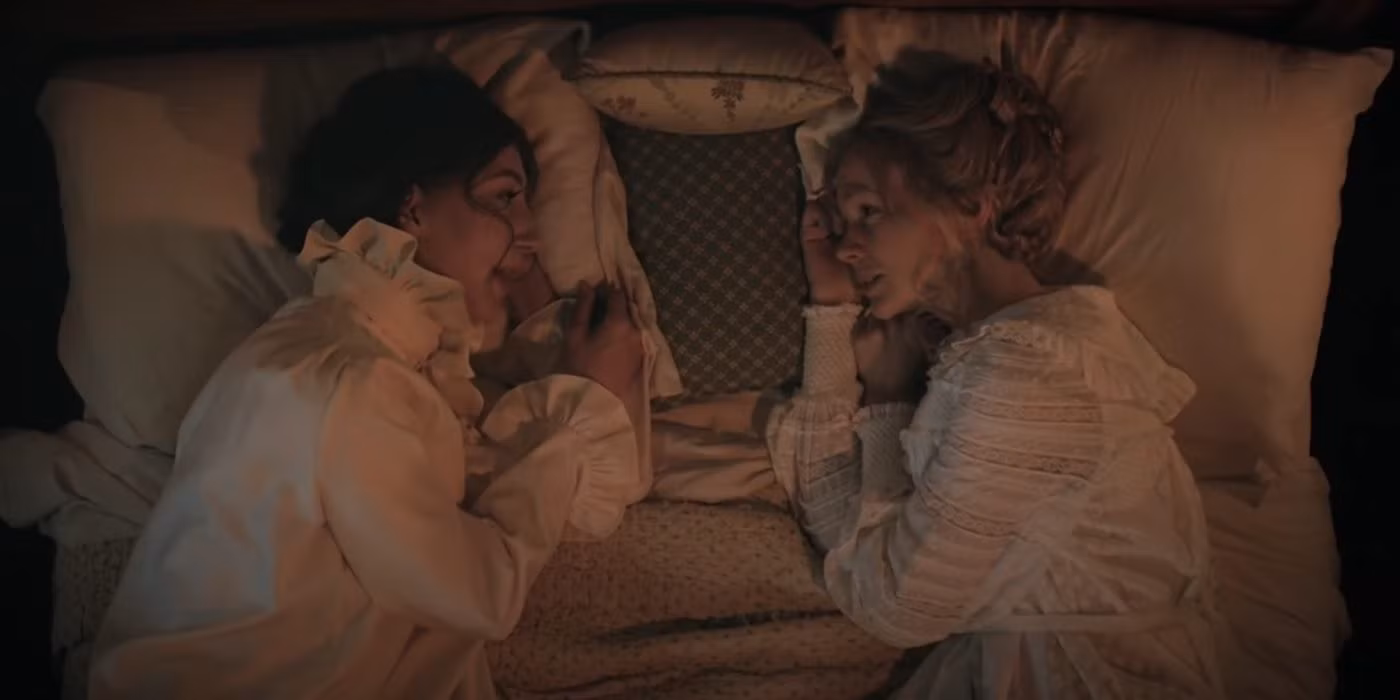 'SNL': Carey Mulligan Spoofs 'Portrait of a Lady on Fire' & 'Ammonite' in Period Drama Sketch