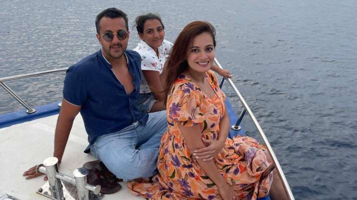Dia Mirza drops unseen pics from her Maldives trip with husband Vaibhav Rekhi, stepdaughter Samaira