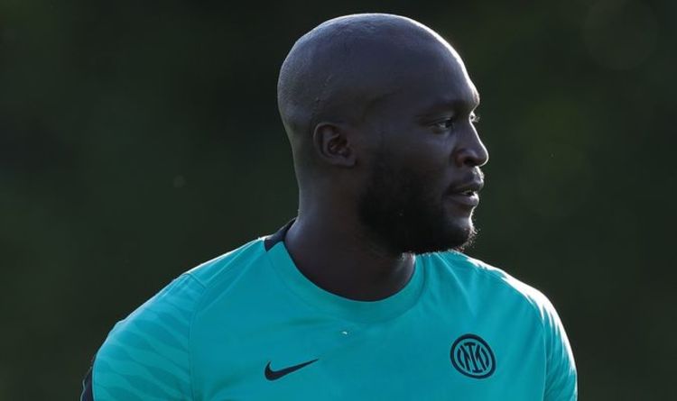 Family of Romelu Lukaku's agent threatened over Chelsea transfer