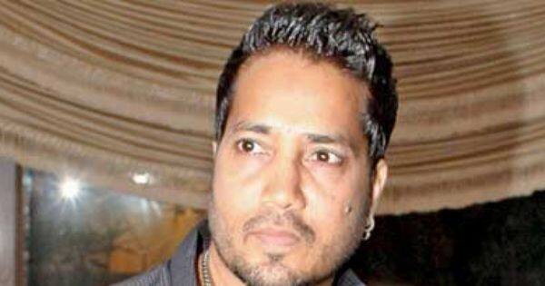 ‘Didn't get any work over the last 8 months,’ reveals singer Mika Singh | Bollywood Life