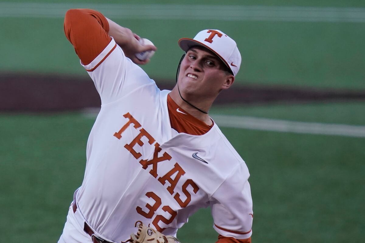 College World Series 2021: Bracket Predictions, Start Times for Sunday Schedule