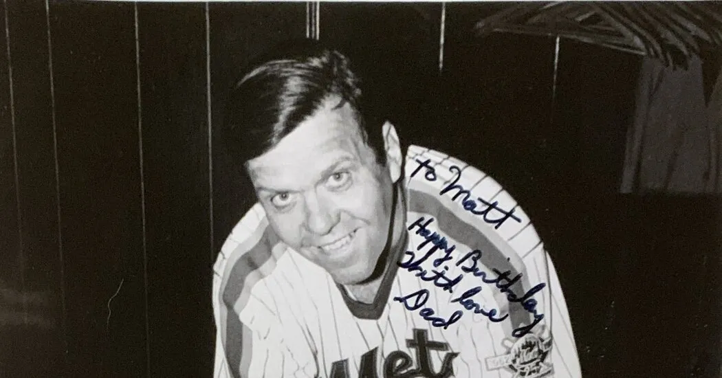 Dan Reilly, the Original Mr. Met, Is Dead at 83