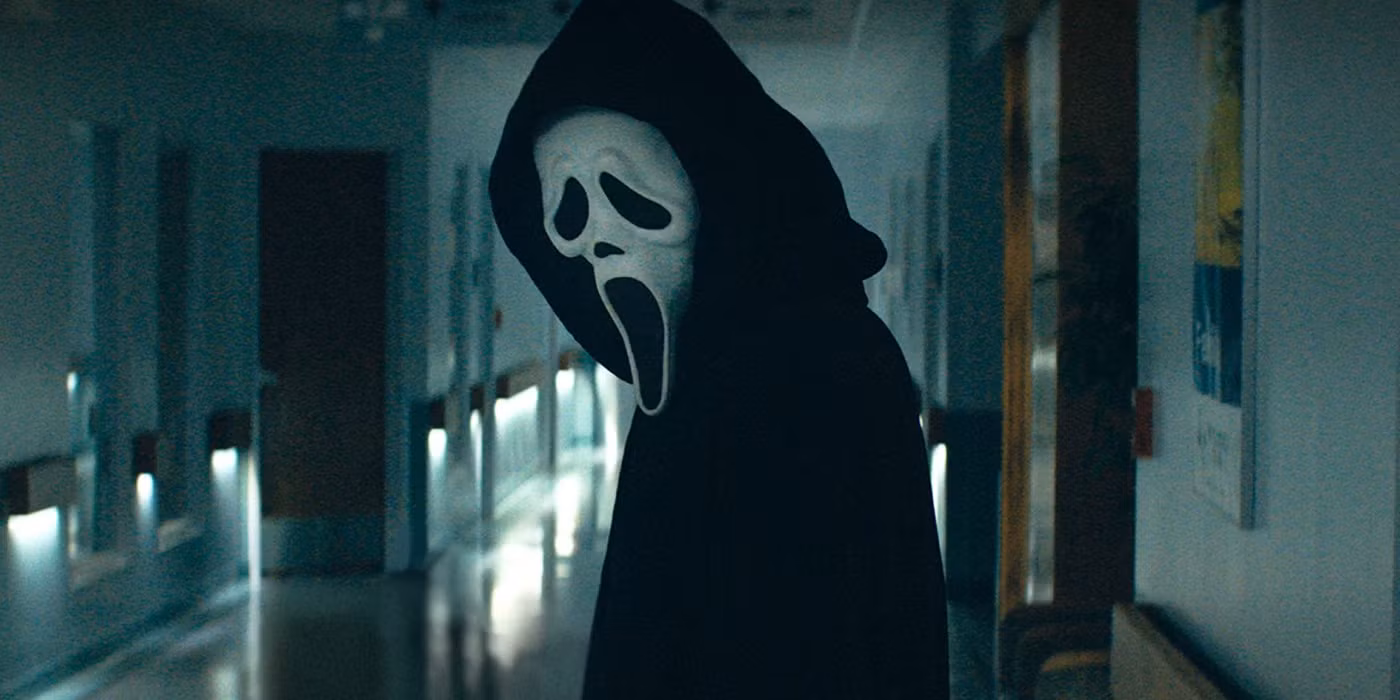 New 'SCREAM' Poster Shows Neve Campbell Facing off Against Ghostface