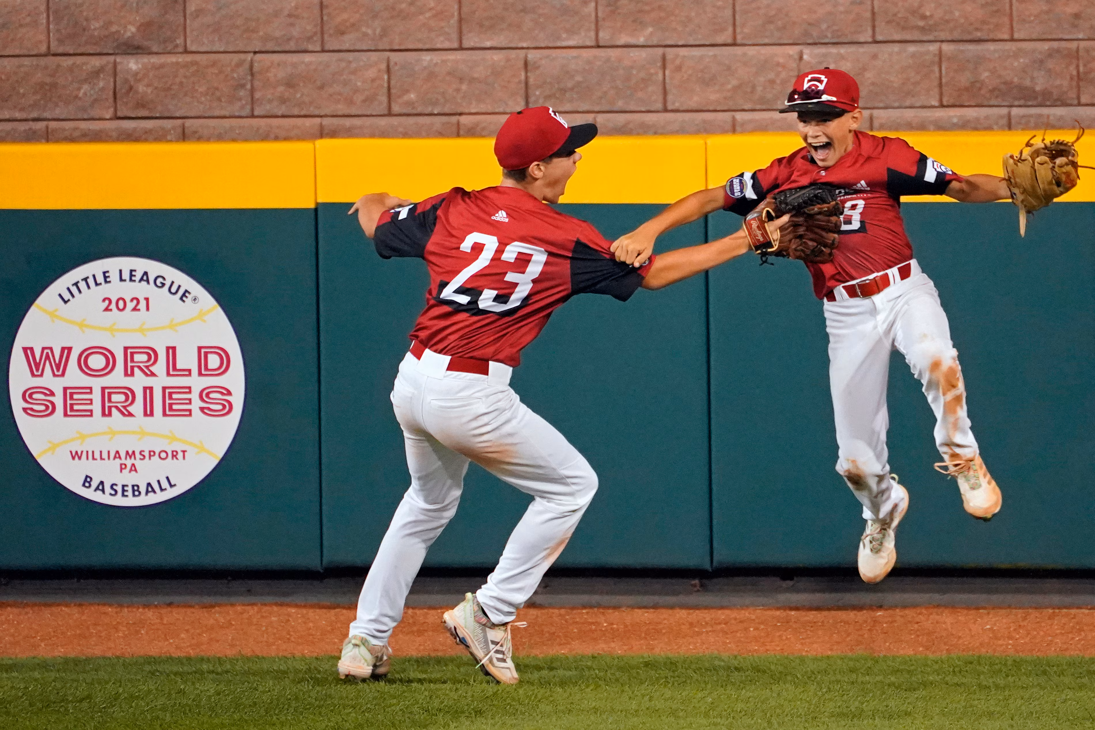 Little League World Series 2021: Saturday Scores, Updated Bracket and Highlights